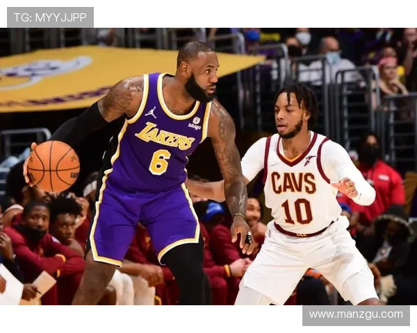 湖人队交易传闻持续升温 未来几天或迎来震撼交易调整